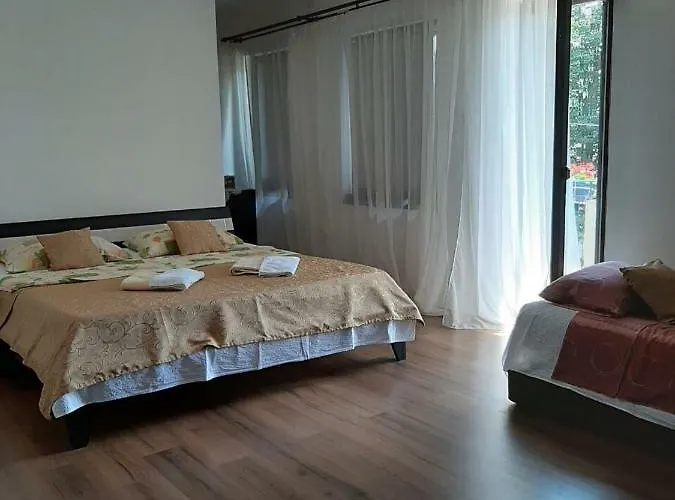 Gostinjska kuća Sara 3*